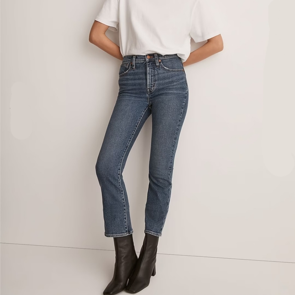 New With Tags Cali Demi-Boot Jeans in Glenside Wash